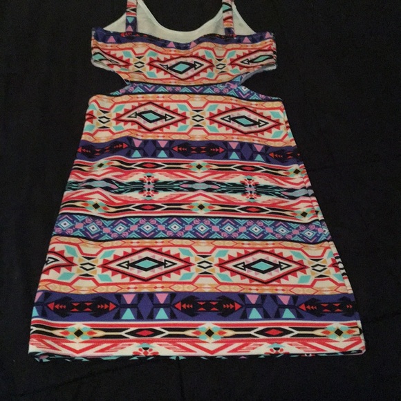 Dress - Picture 4 of 4